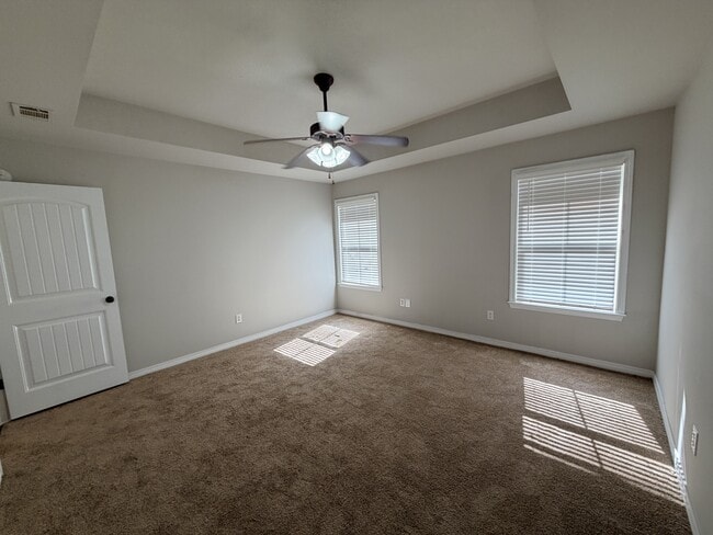 Building Photo - 8981 Spring Grove S