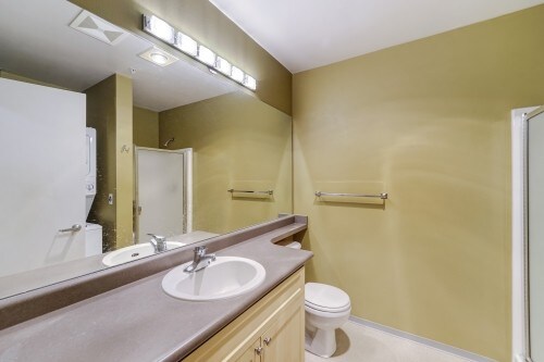 Building Photo - The Klee - 2 bedrooms