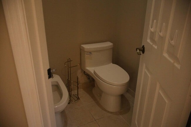 Building Photo - 10345 Medicis Pl