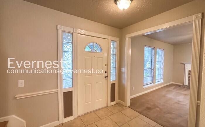 Building Photo - 12322 Flaxen Dr