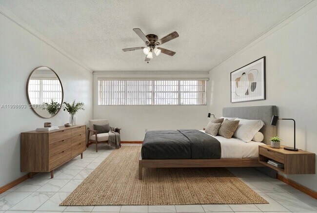 Building Photo - 840 SW 105th Ave