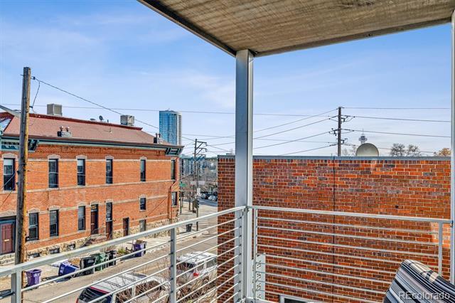 Building Photo - 2913 Umatilla St