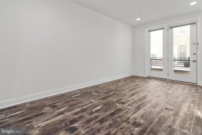 Building Photo - 14583 Lakestone Dr