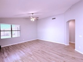 Building Photo - 9441 E Pampa Ave