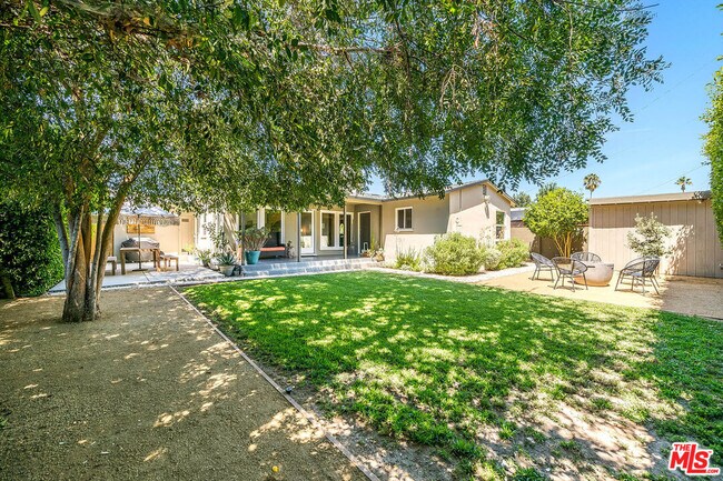 Building Photo - 17150 Cantlay St