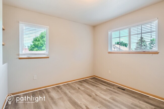 Building Photo - 2215 Sweetwater Creek Drive, Fort Collins,...