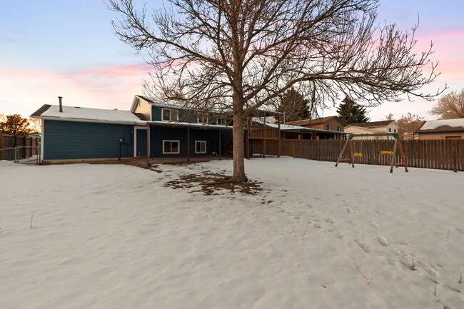 Building Photo - 1875 Shawnee Dr