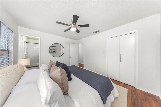 Building Photo - 5108 Emerald Forest Dr