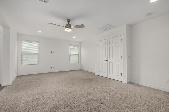 Building Photo - Beautiful home in Eastmark with 3 bedrooms...