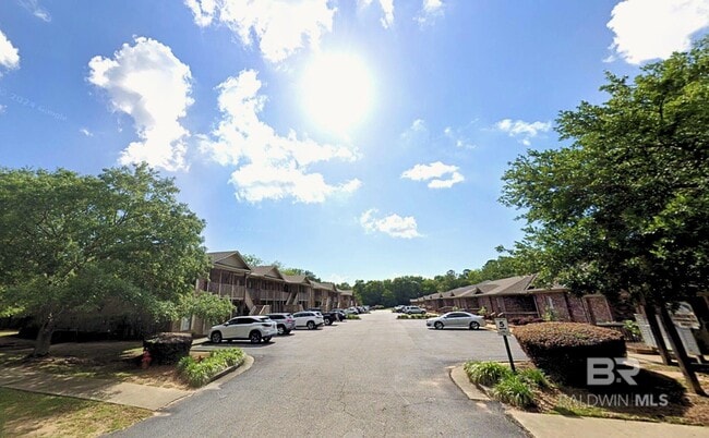 Building Photo - 20637 Blueberry Ln