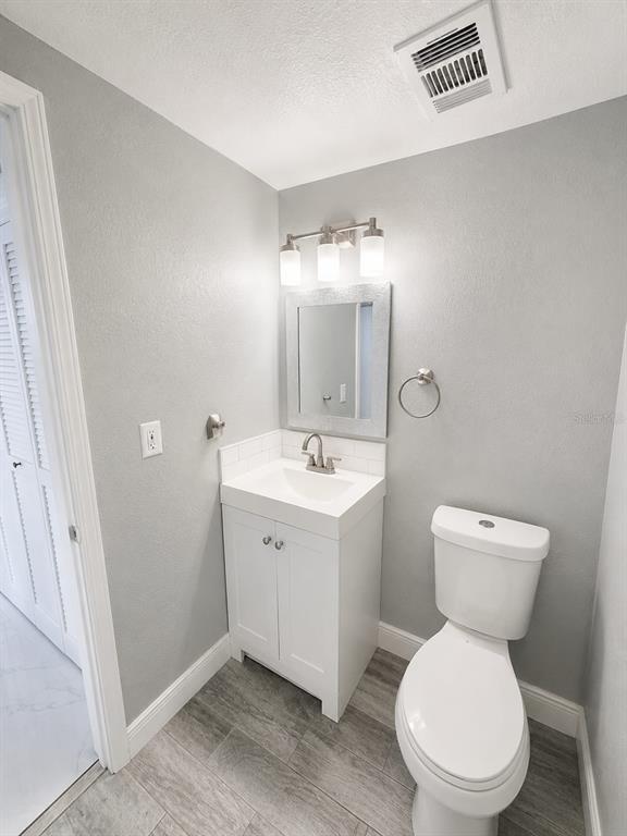 Building Photo - 5124 Springwood Dr