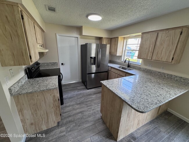 Building Photo - 1717 Bruman Terrace