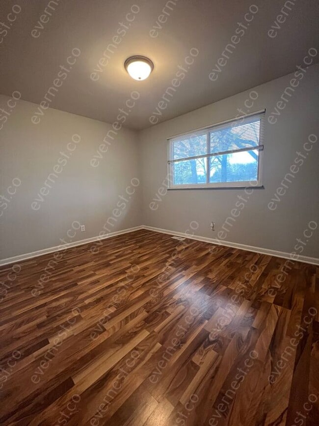 Building Photo - 2931 Oriental Dr