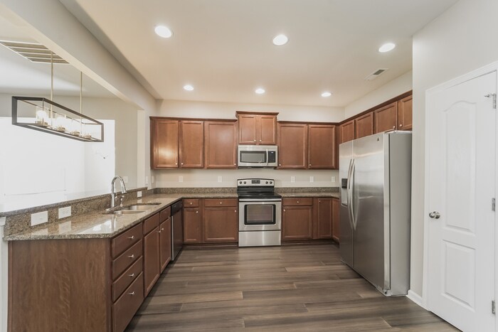 Building Photo - 8707 Balsam Bay Rd