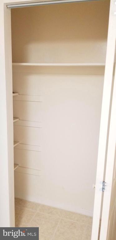 Building Photo - 491 N Armistead St