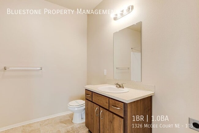 Building Photo - 1326 Mcgee Ct NE