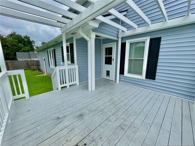 Building Photo - 4206 Buckhurst Dr