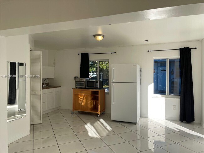 Building Photo - 14545 SW 73rd St