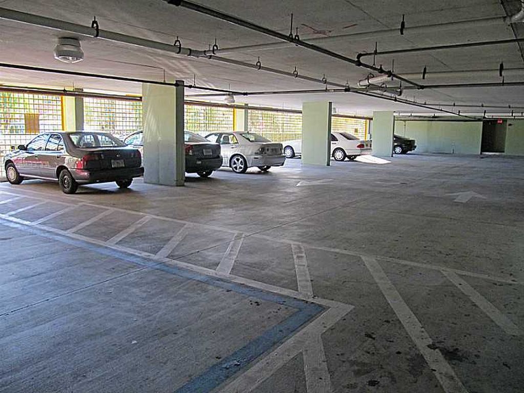 Building Photo - 816 NW 11th St