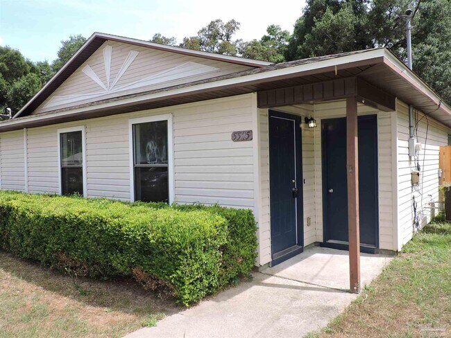 Building Photo - 5525 Woodsman Ct