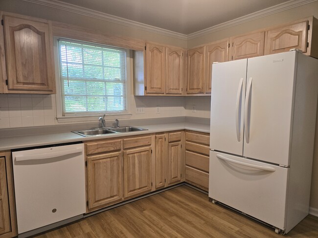 Building Photo - 517 Tanners Park Ct