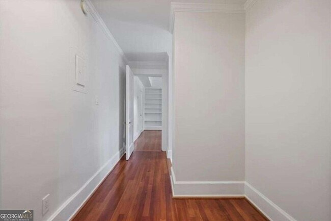 Building Photo - 1 S Prado NE