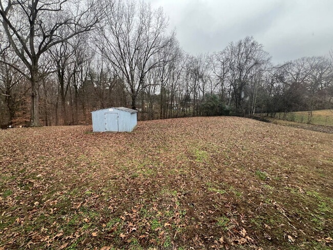 Building Photo - 504 Overton Dr