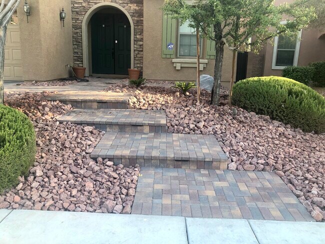Building Photo - 3924 San Esteban Ave