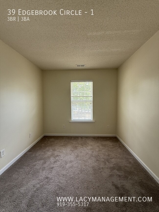 Building Photo - 39 Edgebrook Cir
