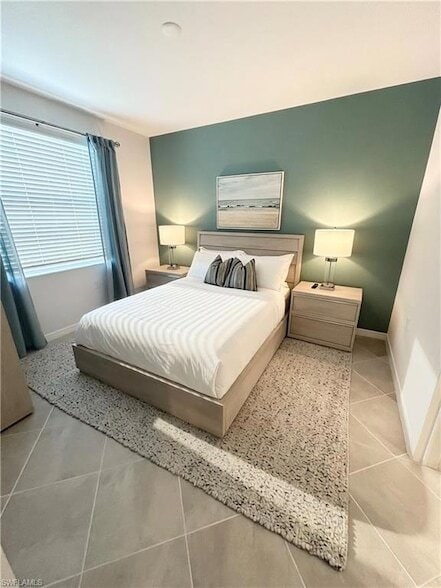 Building Photo - 15375 Grn Acrs Ave