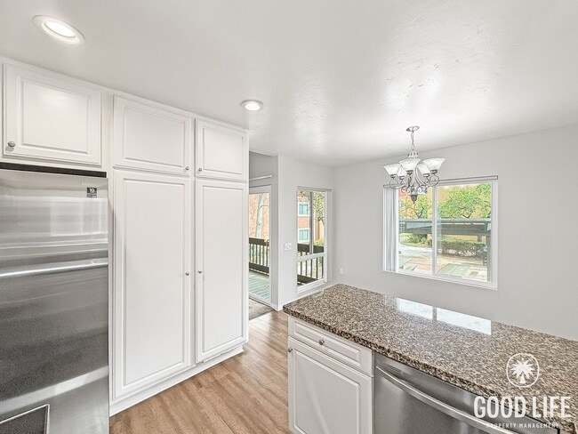 Building Photo - Beautiful 3B/2BA Condo in Rancho Bernardo for Rent!