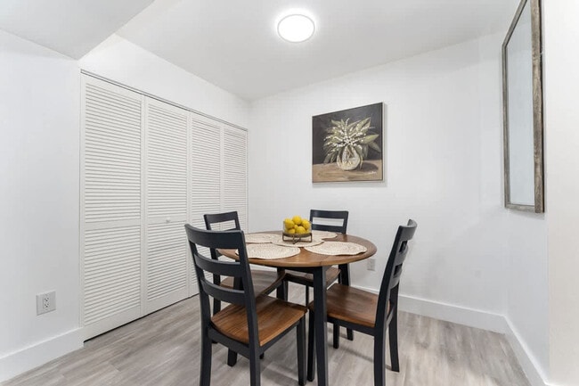 Building Photo - 2360 SW Archer Rd