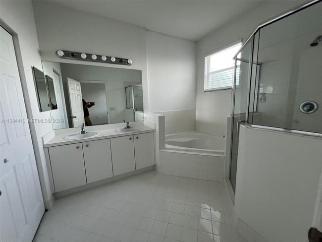 Building Photo - 9363 SW 219th St