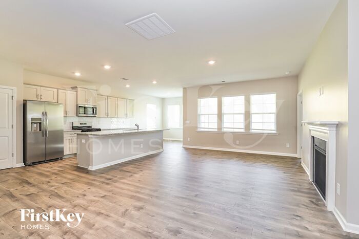 Building Photo - 353 Willowbrooke Way