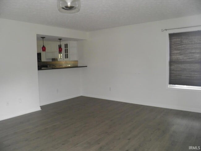 Building Photo - 2712 E Bressingham Wy