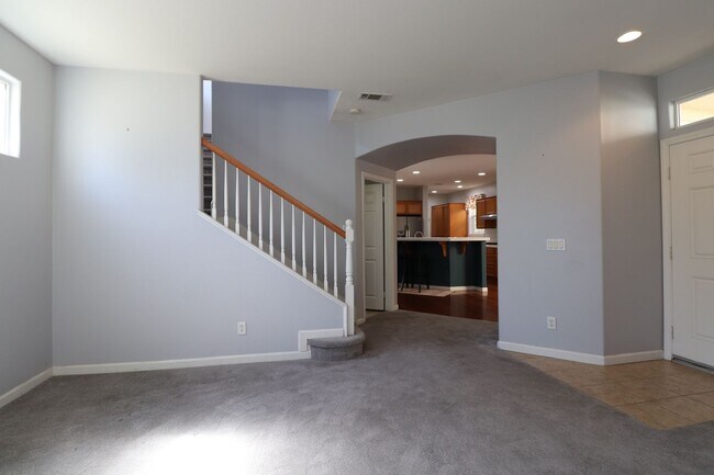 Building Photo - Four Bedroom in Arborwalk
