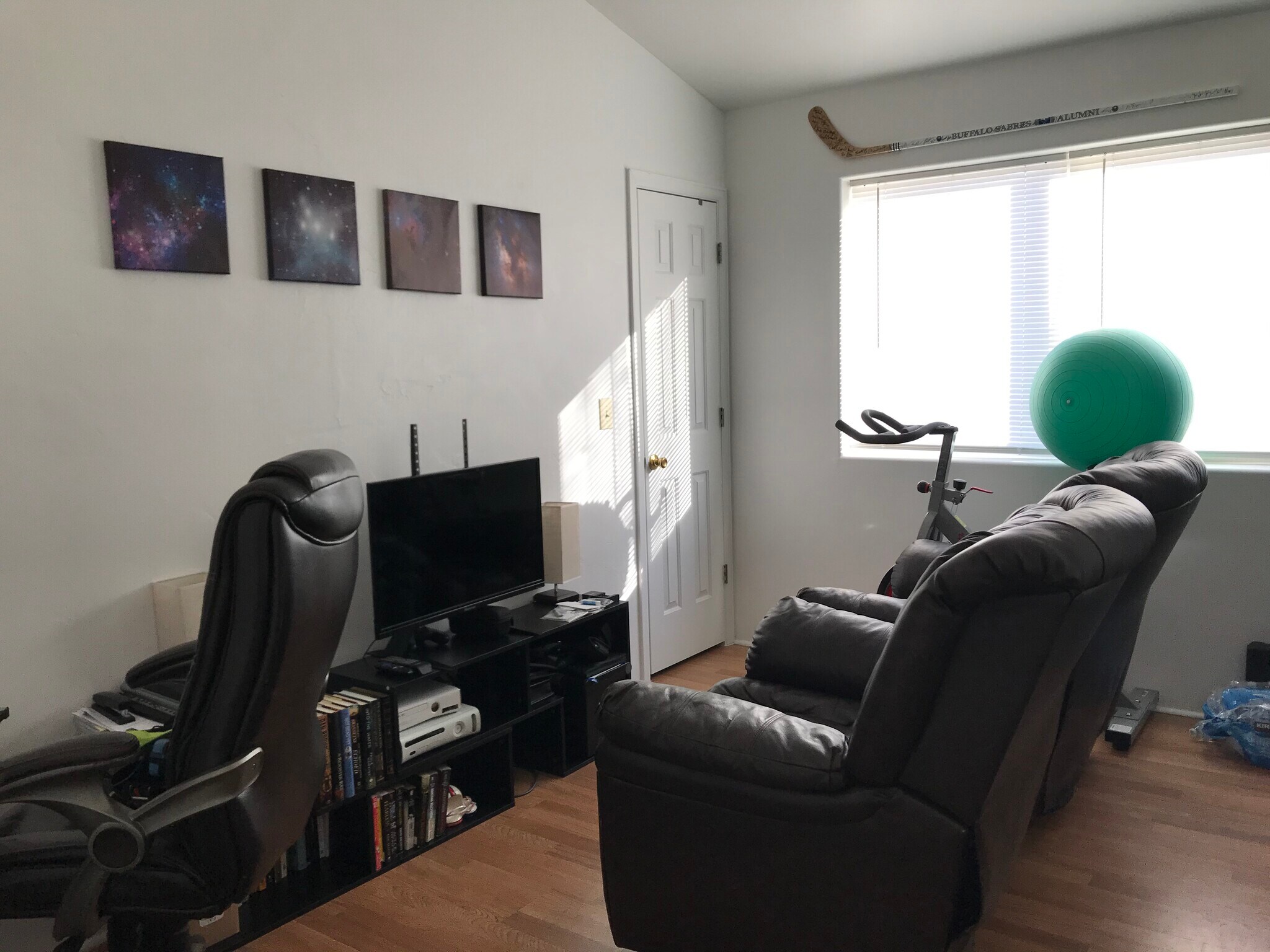 Building Photo - 310 First St