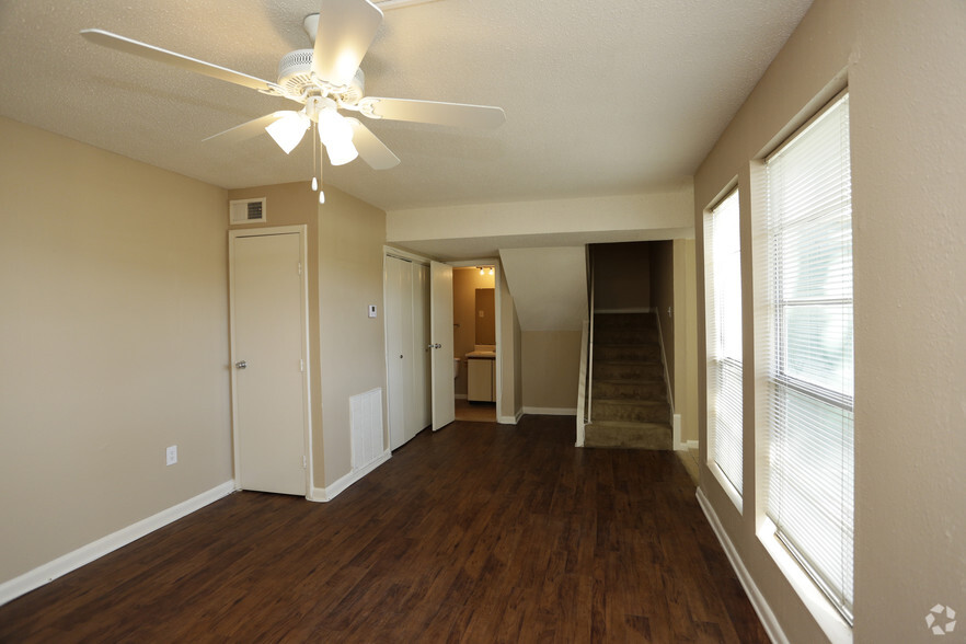 Interior Photo - Cypress Park Apartments