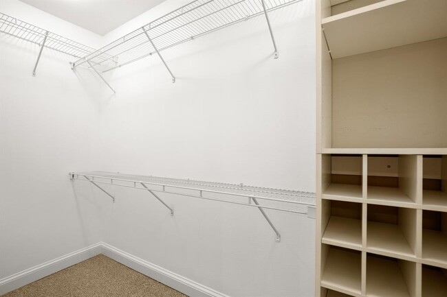 Building Photo - 2508 Marlton Dr