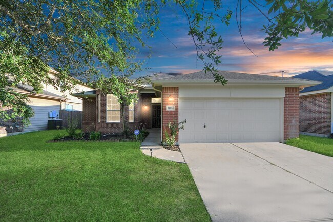 Primary Photo - 21738 Sierra Long Dr