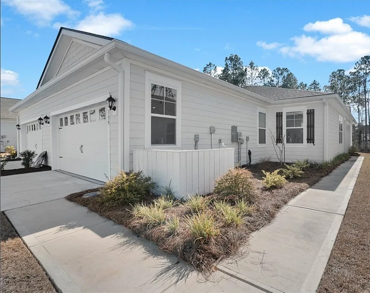 Building Photo - 139 Holloway Hl