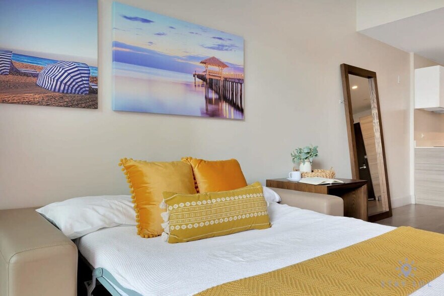 Building Photo - 777 N Ocean Dr