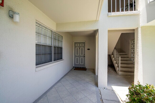 Building Photo - 1205 Sandy Ln