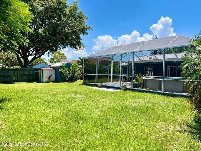 Building Photo - 3463 Mazur Dr