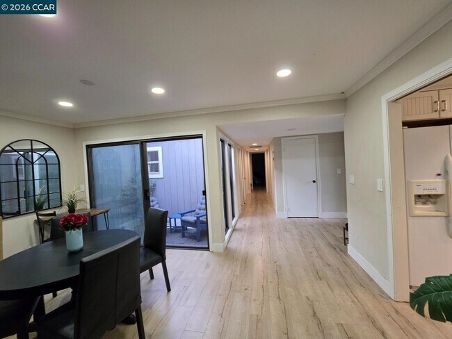 Building Photo - 2017 Rancho Verde Cir W