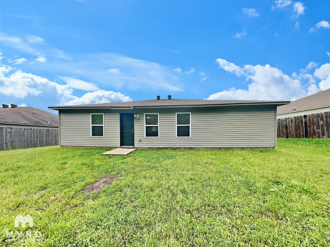 Building Photo - 9168 Pleasant Valley Dr