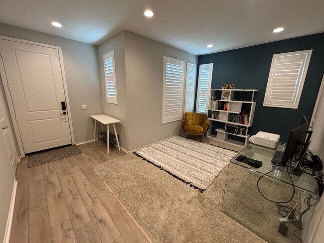 Building Photo - Spacious 3-Bedroom Home with Community Ame...