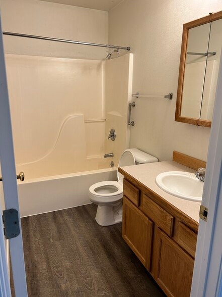 Building Photo - 4210 Nola Loop Rd