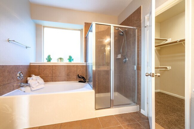 Building Photo - 138 Magnolia Grove Ln