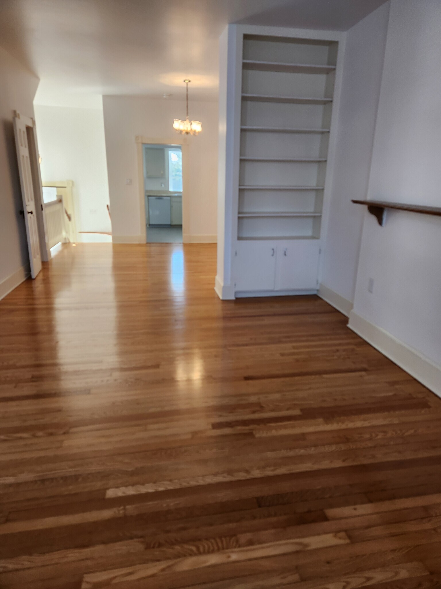 Building Photo - 125 Peyton St